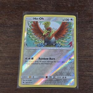 Pokemon Ho-Oh #160 Sun & Moon Lost Thunder Reverse Holo Rare Card 160/214